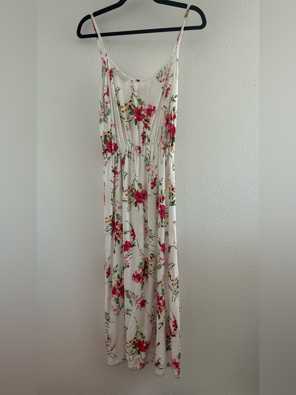 Vertiche Floral Spaghetti-Strap Maxi Dress